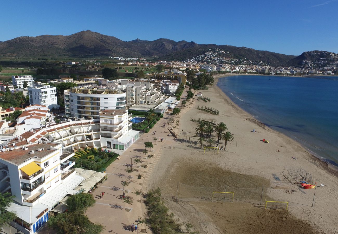 Apartamento en Rosas / Roses - 122 Oasis D4 InmoSantos 2 Rooms Appartement Roses Apartamento en Rosas / Roses - 122 Oasis D4 InmoSantos 2 Rooms Appartement Roses