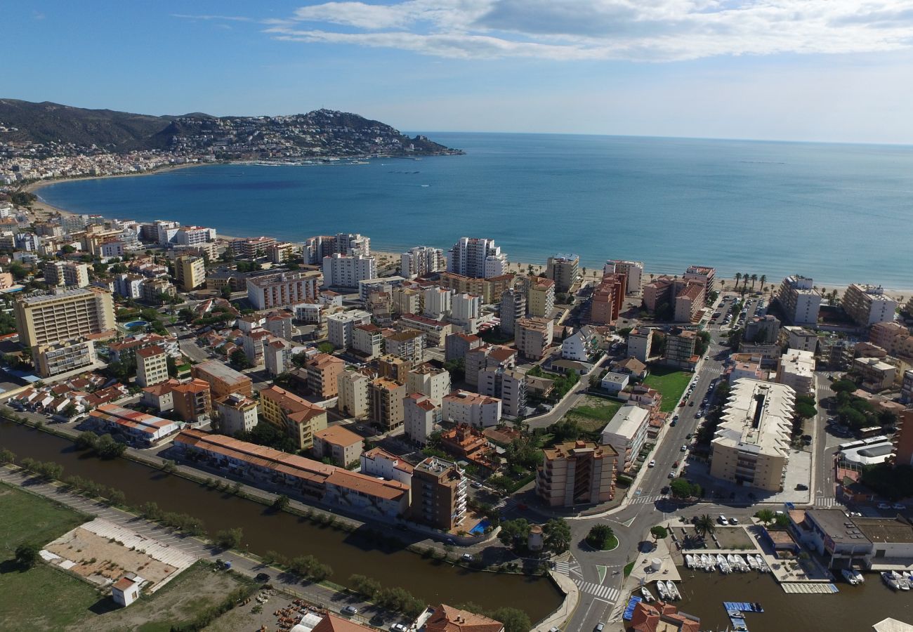 Apartamento en Rosas / Roses - 240 DanielBB InmoSantos 2 Rooms Appartement Roses Apartamento en Rosas / Roses - 240 DanielBB InmoSantos 2 Rooms Appartement Roses