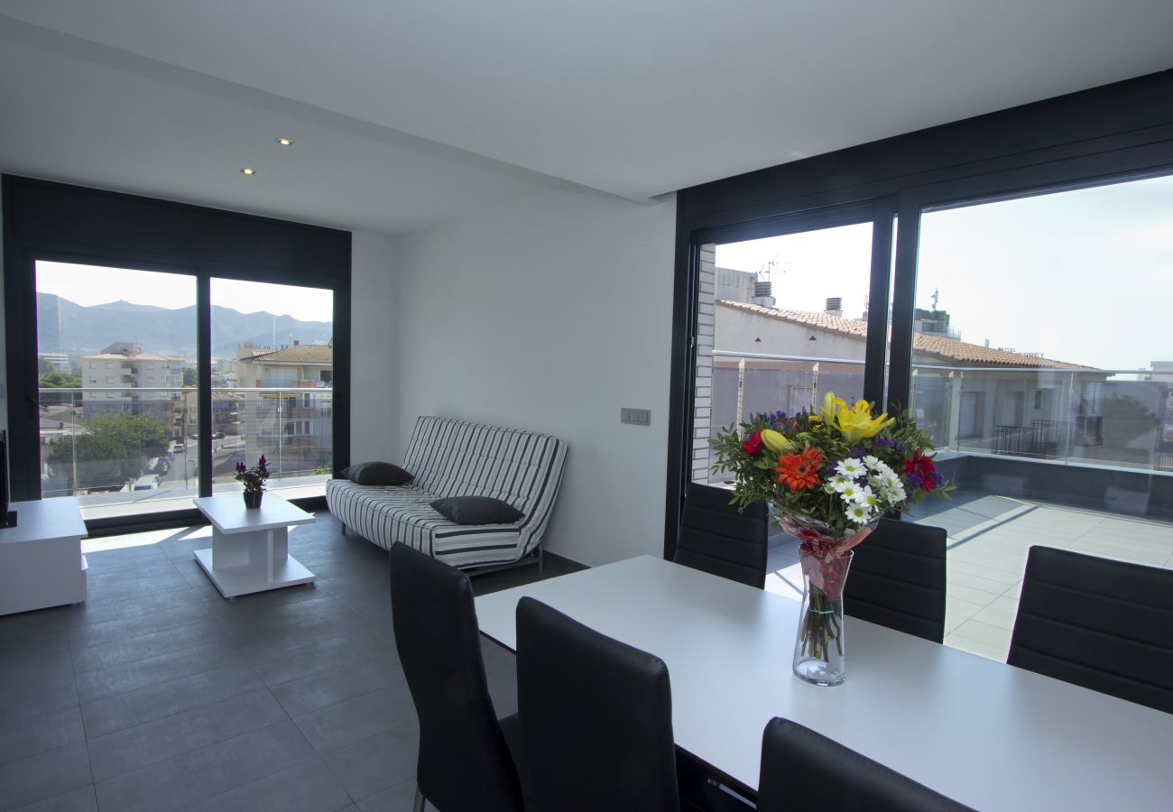 Apartamento en Rosas / Roses - 351 Nuria 51 InmoSantos 2 Rooms Appartement Roses Apartamento en Rosas / Roses - 351 Nuria 51 InmoSantos 2 Rooms Appartement Roses