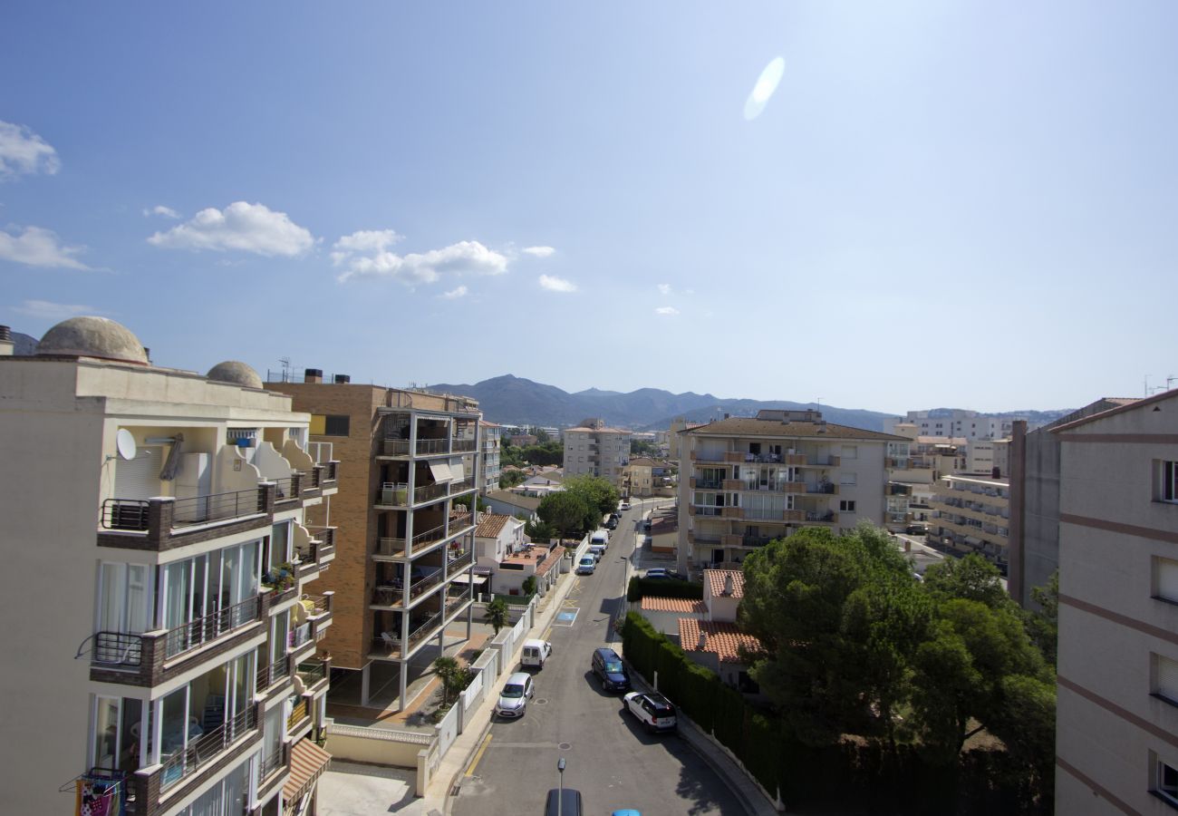 Apartamento en Rosas / Roses - 351 Nuria 51 InmoSantos 2 Rooms Appartement Roses Apartamento en Rosas / Roses - 351 Nuria 51 InmoSantos 2 Rooms Appartement Roses