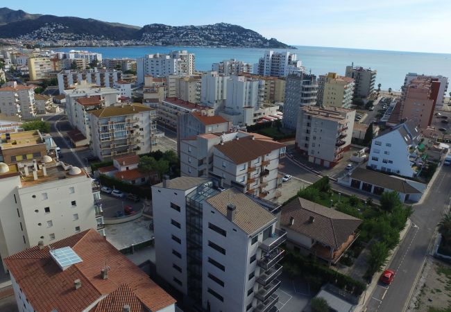 Apartamento en Rosas / Roses - 301 Nuria B1 InmoSantos 1 Room Appartement Roses Apartamento en Rosas / Roses - 301 Nuria B1 InmoSantos 1 Room Appartement Roses