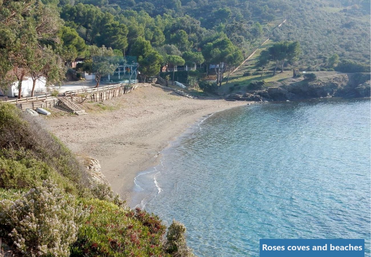 Apartament en Rosas / Roses - 243 Daniel3B InmoSantos 2 Rooms Appartement Roses Apartament en Rosas / Roses - 243 Daniel3B InmoSantos 2 Rooms Appartement Roses