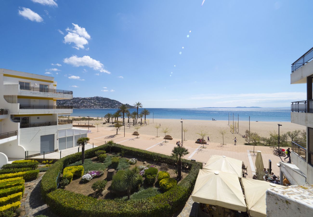 Apartament en Rosas / Roses - 131 Oasis B8 InmoSantos 2 Rooms Appartement Roses Apartament en Rosas / Roses - 131 Oasis B8 InmoSantos 2 Rooms Appartement Roses