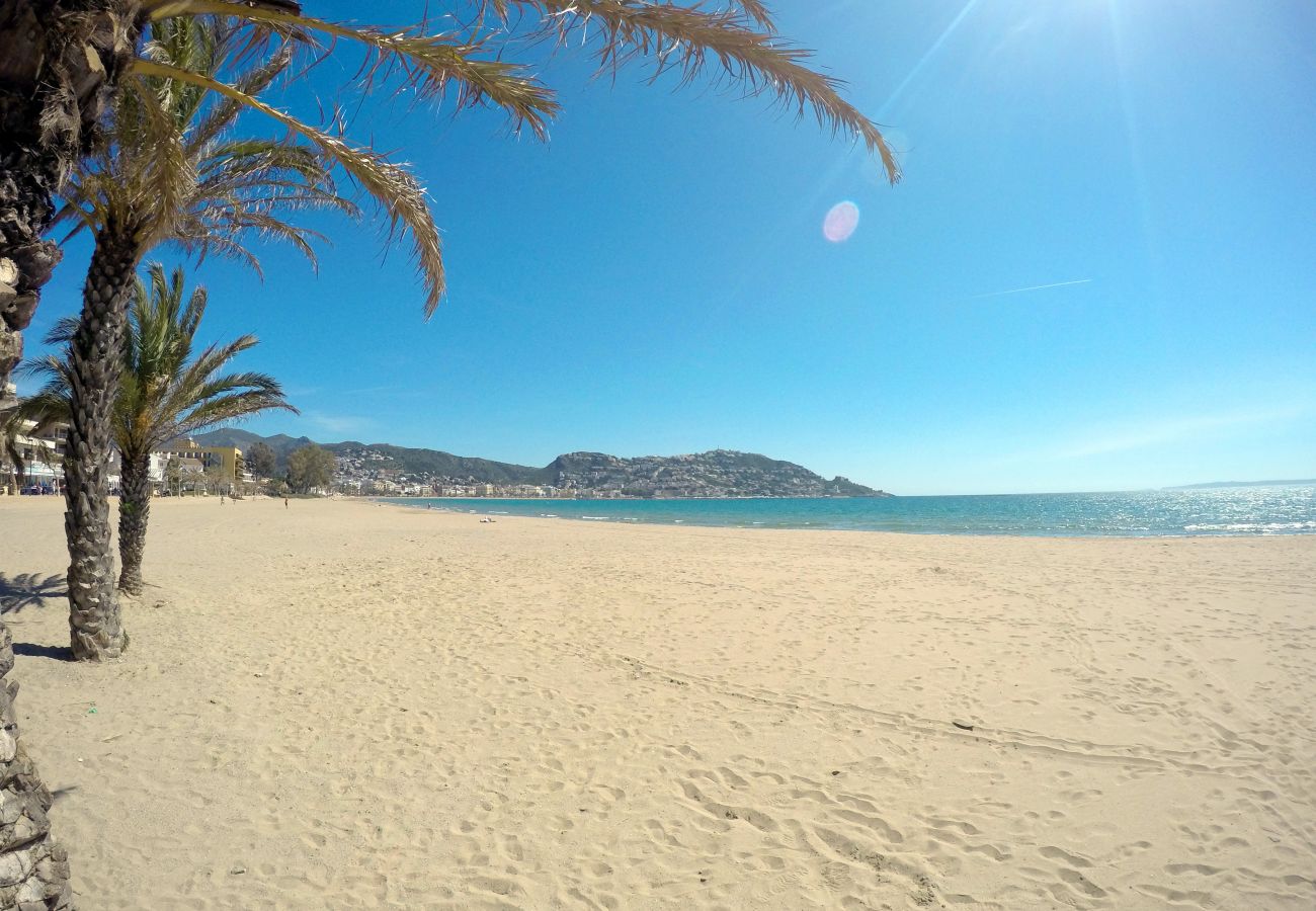 Apartament en Rosas / Roses - 131 Oasis B8 InmoSantos 2 Rooms Appartement Roses Apartament en Rosas / Roses - 131 Oasis B8 InmoSantos 2 Rooms Appartement Roses