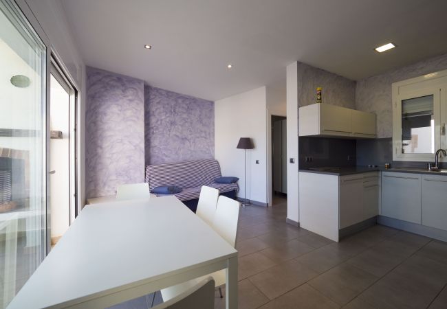 Ferienwohnung in Rosas / Roses - 132 Oasis B7 InmoSantos 2 Rooms Appartement Roses Ferienwohnung in Rosas / Roses - 132 Oasis B7 InmoSantos 2 Rooms Appartement Roses