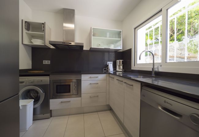 Chalet in Rosas / Roses - 402 CTordera InmoSantos 4 Rooms House Roses Chalet in Rosas / Roses - 402 CTordera InmoSantos 4 Rooms House Roses