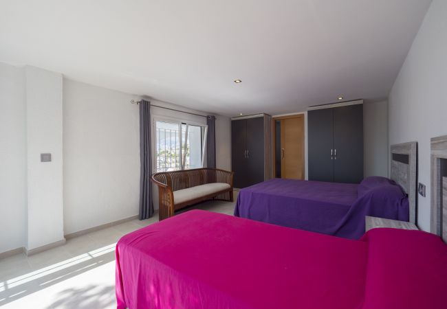 Chalet in Rosas / Roses - 402 CTordera InmoSantos 4 Rooms House Roses Chalet in Rosas / Roses - 402 CTordera InmoSantos 4 Rooms House Roses