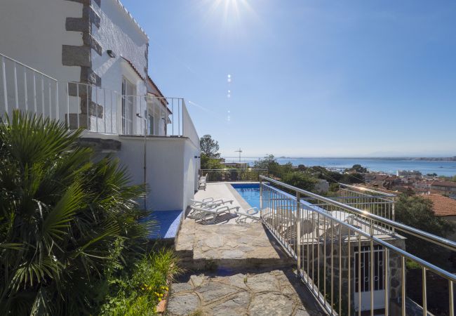 Chalet in Rosas / Roses - 402 CTordera InmoSantos 4 Rooms House Roses Chalet in Rosas / Roses - 402 CTordera InmoSantos 4 Rooms House Roses