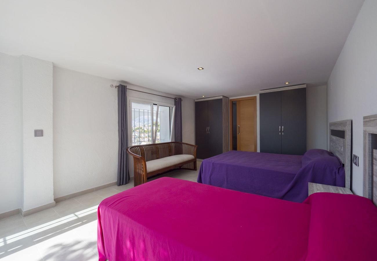 Chalet in Rosas / Roses - 402 CTordera InmoSantos 4 Rooms House Roses Chalet in Rosas / Roses - 402 CTordera InmoSantos 4 Rooms House Roses