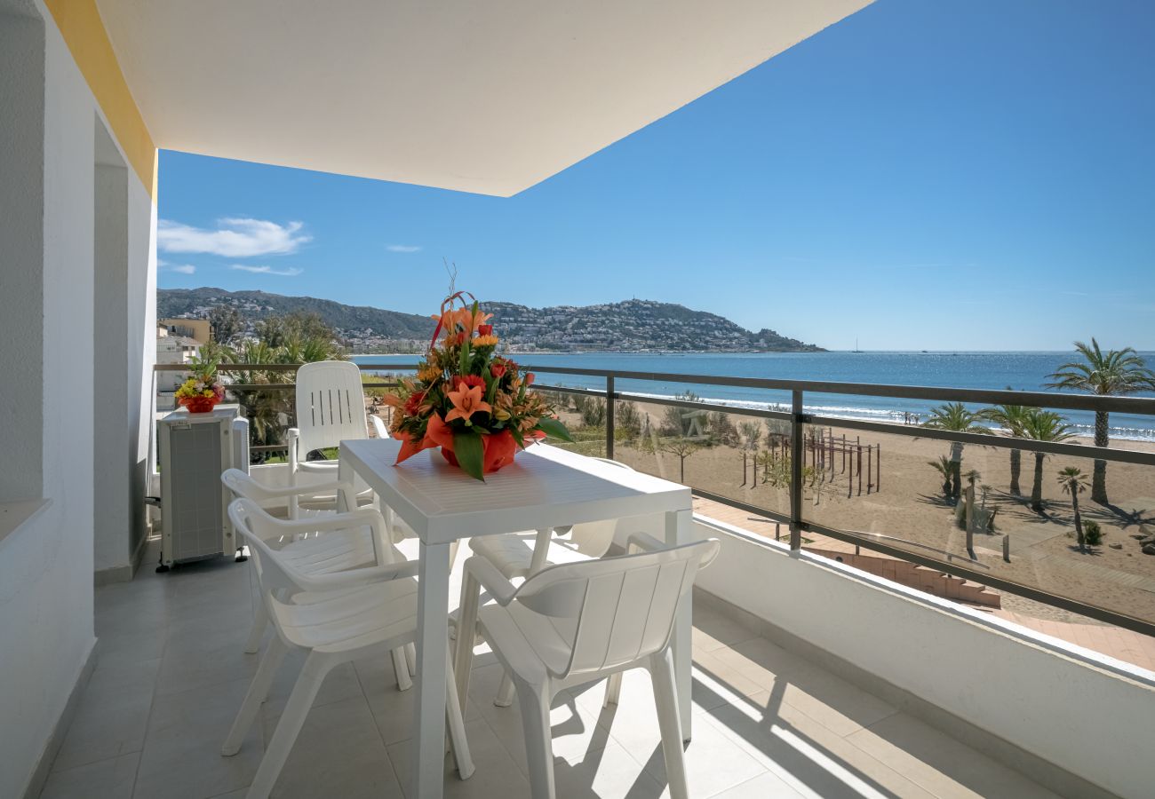 Apartment in Rosas / Roses - 123 Oasis F5 InmoSantos 2 Rooms Appartement Roses